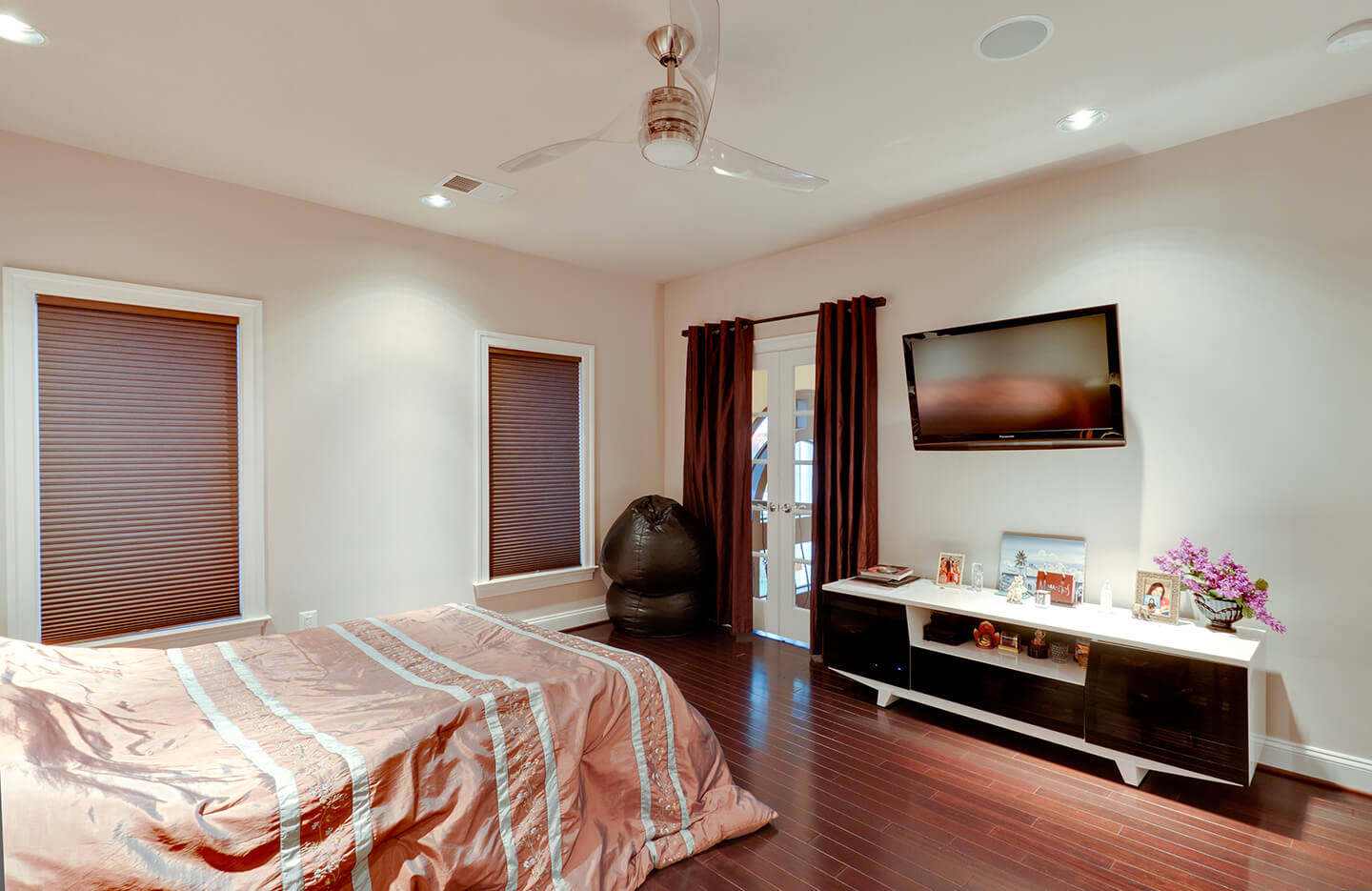 https://www.2023trophy.mpi360.com/wp-content/uploads/2022/09/12963_Golden_Meadow_Ct-69.jpg