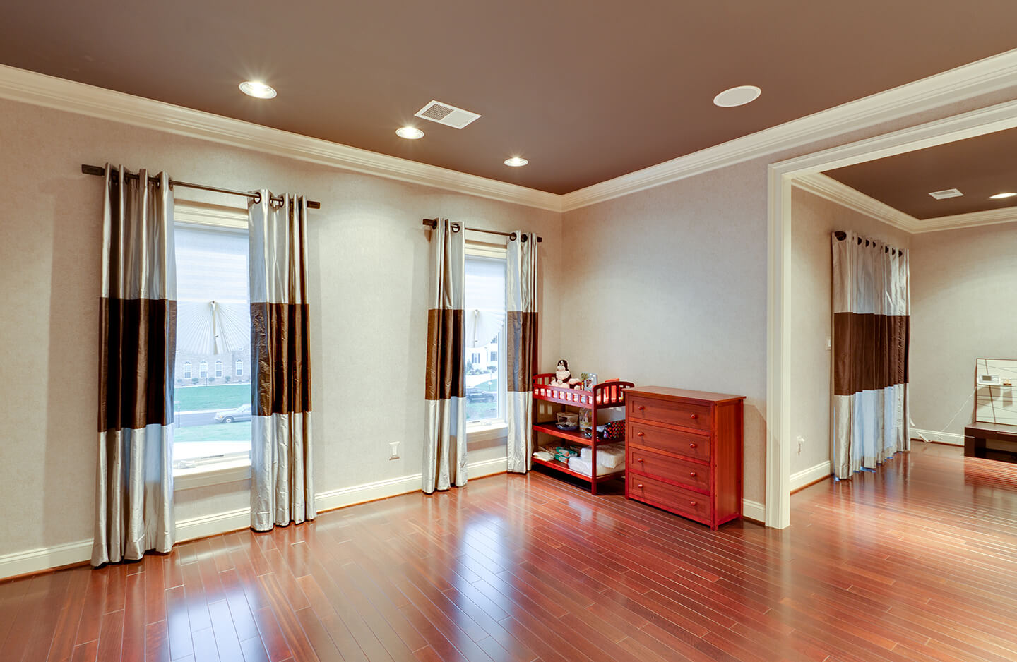https://www.2023trophy.mpi360.com/wp-content/uploads/2022/09/12963_Golden_Meadow_Ct-72.jpg